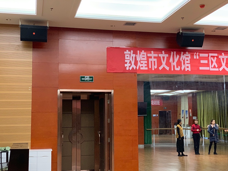 舞台麻豆app下载安卓免费在舞台美术中的作用